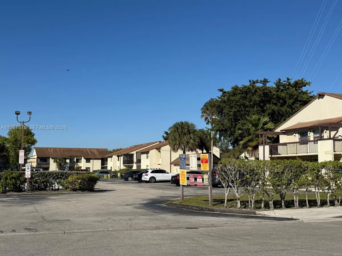 465 NW 210th St #103, Miami Gardens, FL 33169 - Image #1