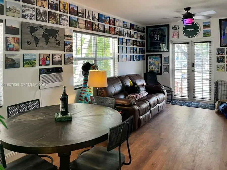 2463 Pine Tree Dr #4, Miami Beach, FL 33140 - #3