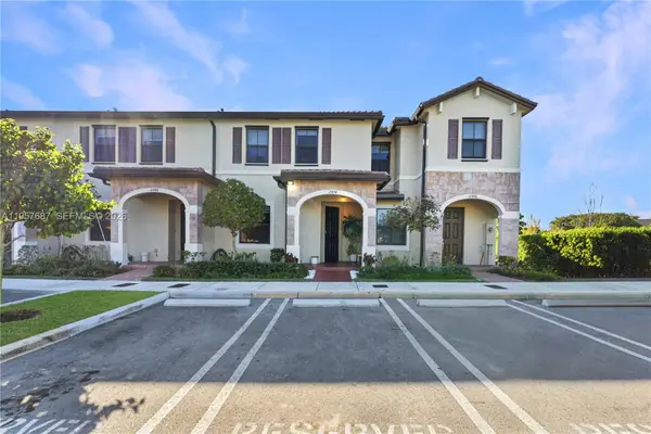 11456 W 33rd Way, Hialeah, FL 33018