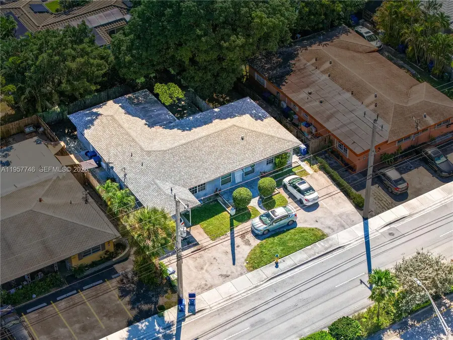 2024 NE 26th St, Wilton Manors, FL 33305 - Image #2