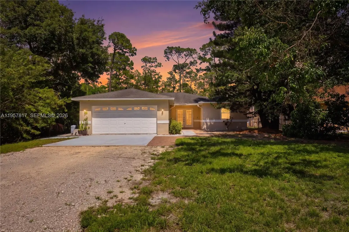 530 7th St Sw, Naples, FL 34117 - #1