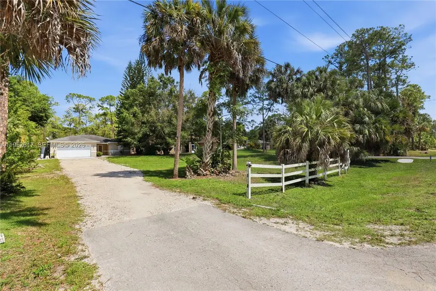 530 7th St Sw, Naples, FL 34117 - #2