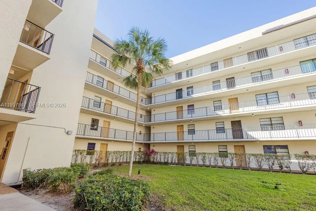 6193 Rock Island Rd #119, Tamarac, FL 33319 - Image #1