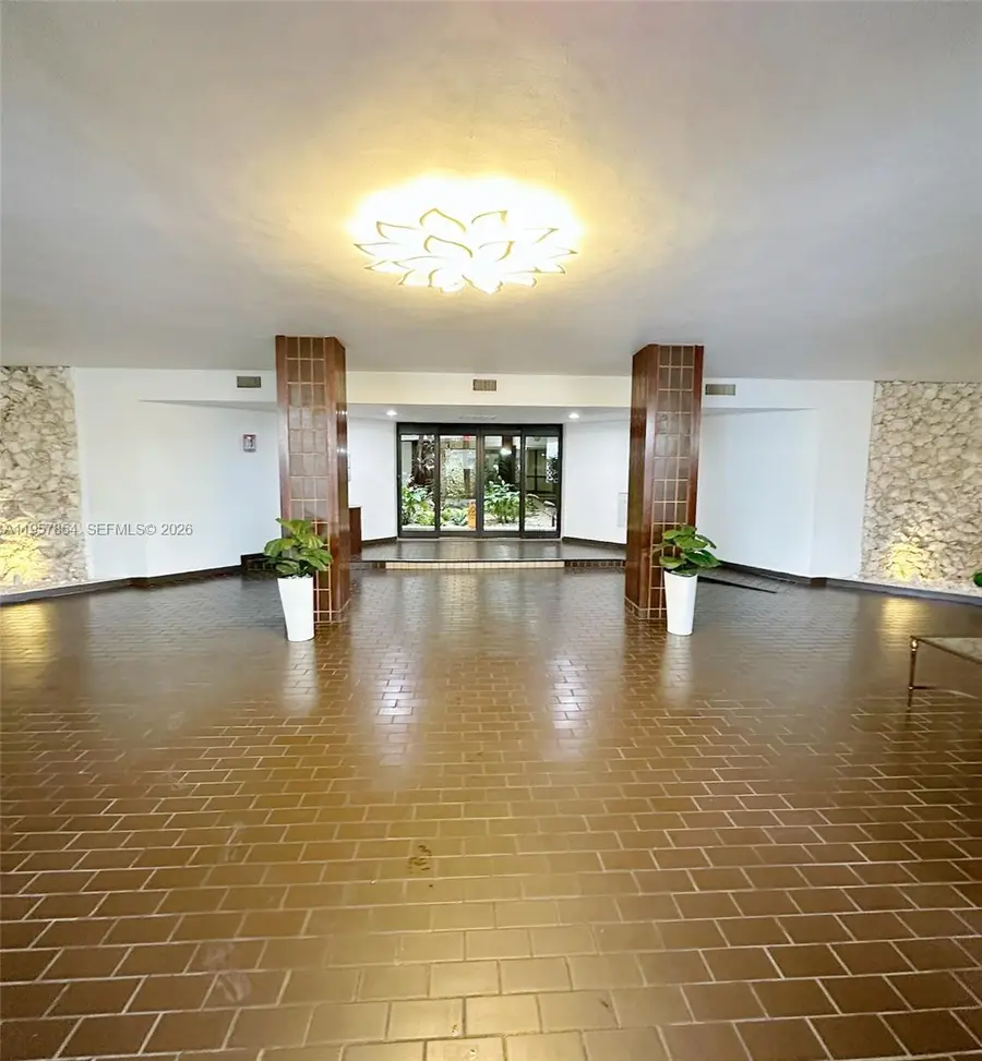 13953 Kendale Lakes Cir #410B, Miami, FL 33183 - #2