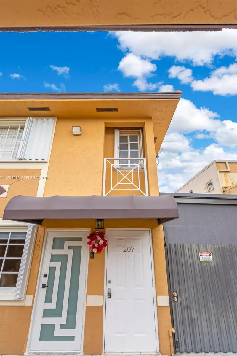 10285 NW 80th Ct #207, Hialeah Gardens, FL 33016 - Image #3