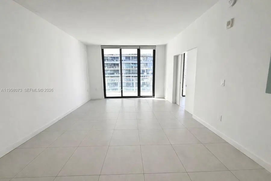 1010 Brickell Ave #3207, Miami, FL 33131 - Image #2