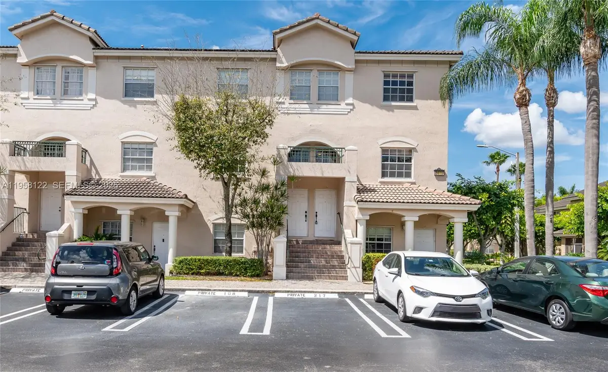 5610 NW 114th Pl #218, Doral, FL 33178 - Image #1