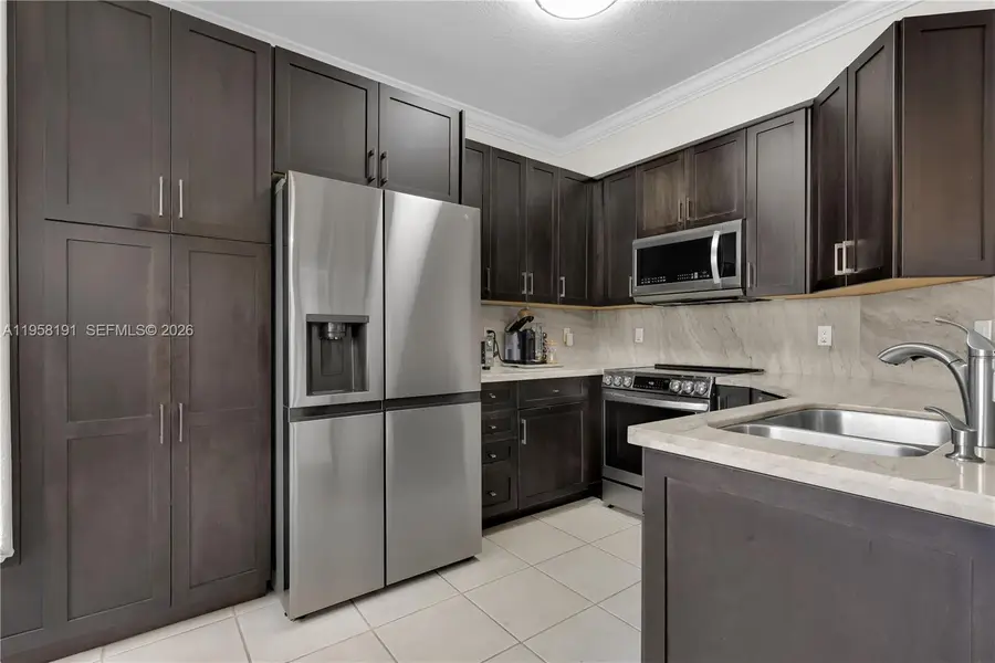 17102 SW 33rd Ct, Miramar, FL 33027 - Image #2