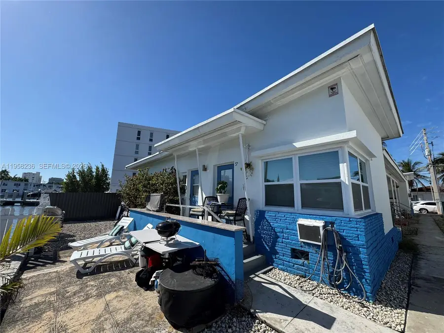 8135 Crespi Blvd, Miami Beach, FL 33141 - Image #3