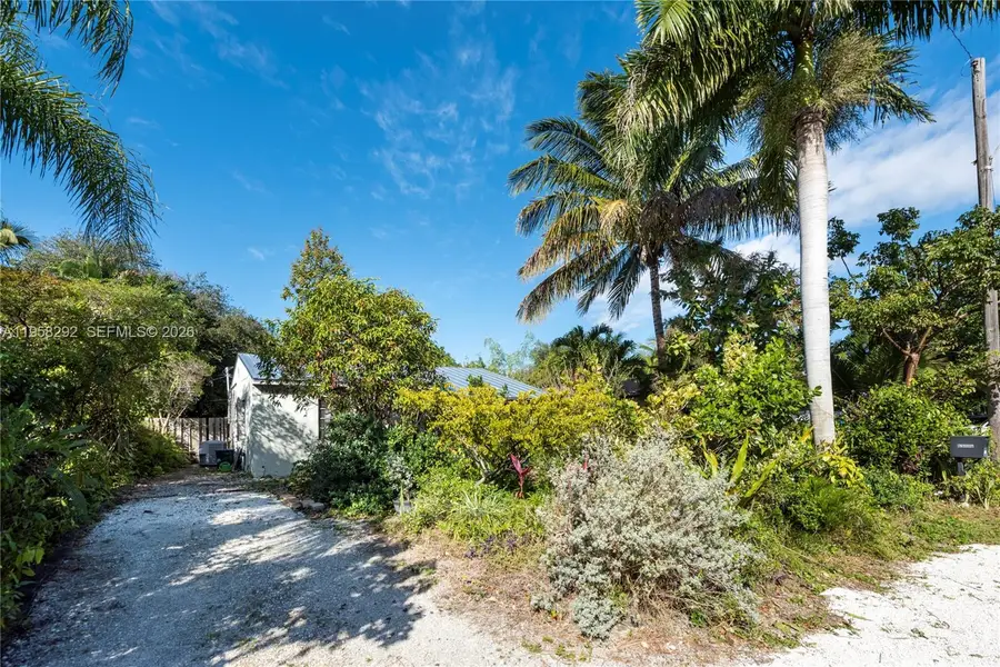 1529 NE 1st Ave, Fort Lauderdale, FL 33304 - Image #3