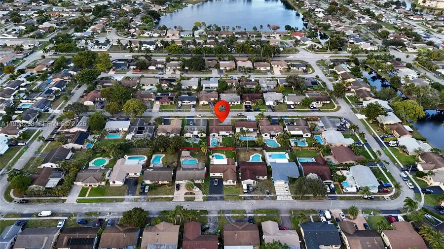 10760 NW 21st St, Sunrise, FL 33322 - Image #2