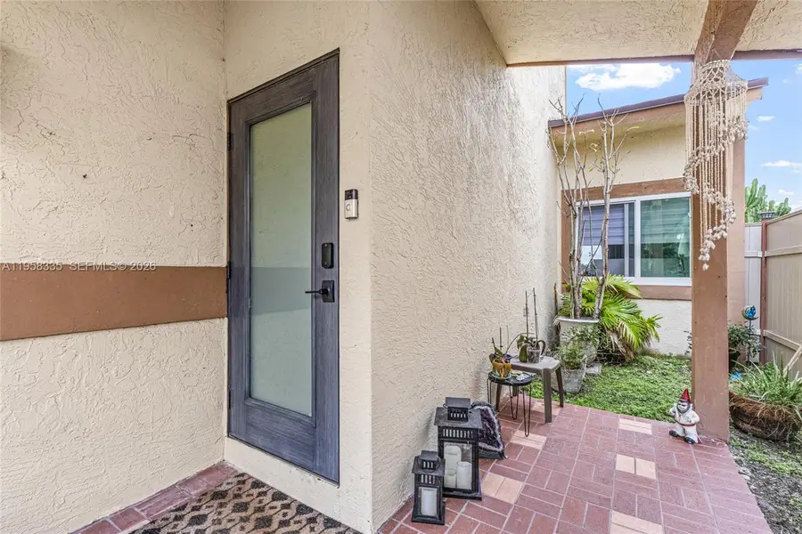 21839 SW 100th Pl, Cutler Bay, FL 33190 - Image #3