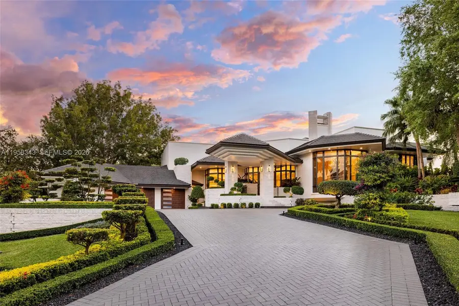 2965 NE Surrey Ln, Weston, FL 33331 - Image #3