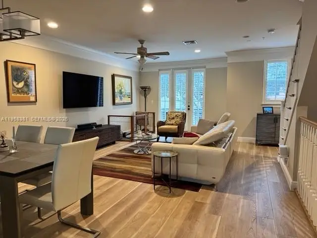 1049 W Heritage Club Cir, Delray Beach, FL 33483 - Image #3