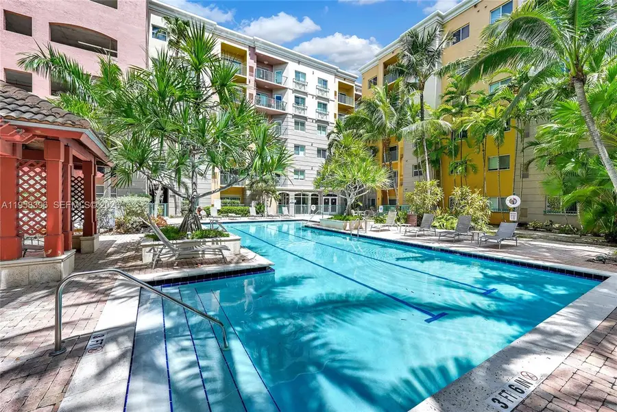 6001 SW 70th St #301, South Miami, FL 33143 - #3