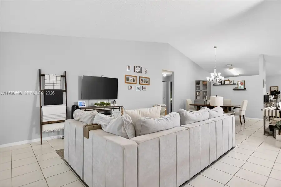 8864 NW 189th Ter, Hialeah, FL 33018 - Image #2