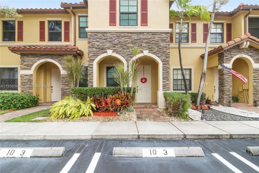 707 SE 32nd Ter, Homestead, FL 33033 - Image #2