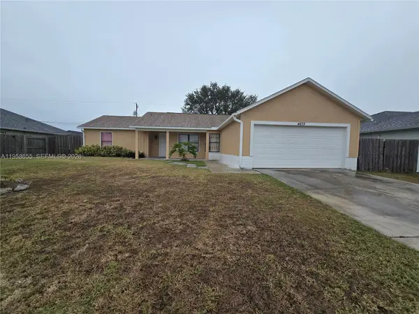 4673 SW Obelisk St, Port St Lucie, FL 34953