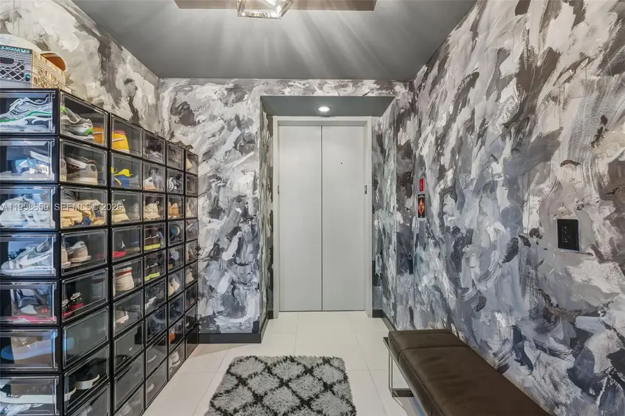 851 NE 1st Ave #4303, Miami, FL 33132 - Image #3