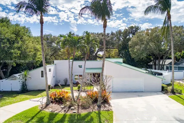 3 Gumbo Limbo Way, Sewalls Point, FL 34996