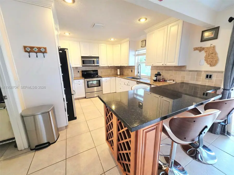3371 NW 67th St, Fort Lauderdale, FL 33309 - #2