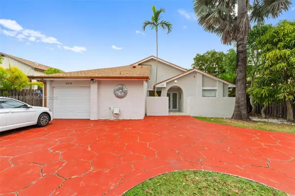 5018 SW 148th Pl, Miami, FL 33185