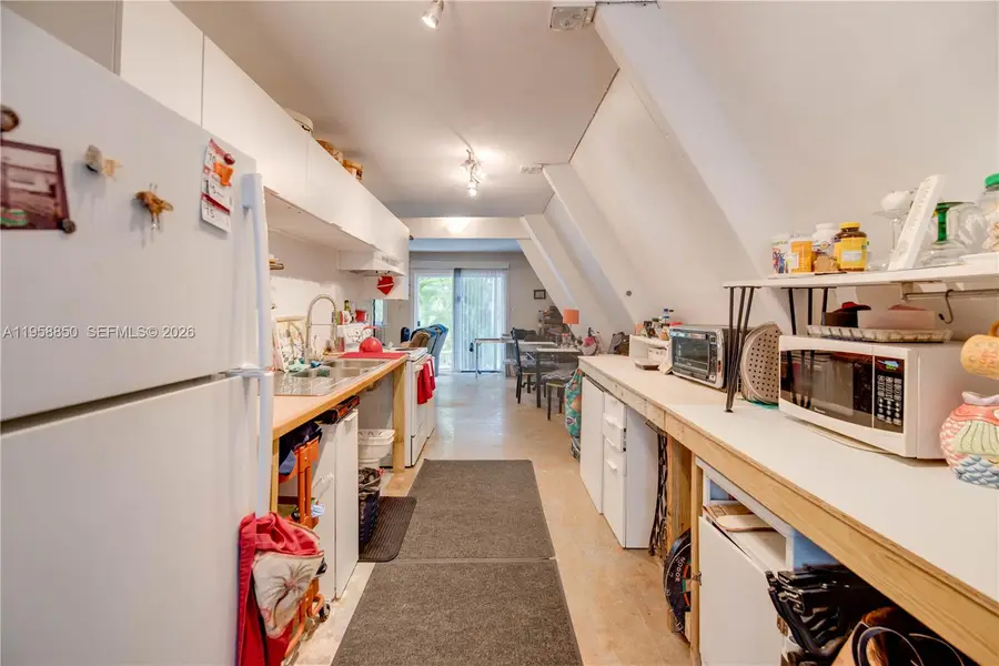 31033 Hibiscus Dr, Big Pine Key, FL 33043 - #3