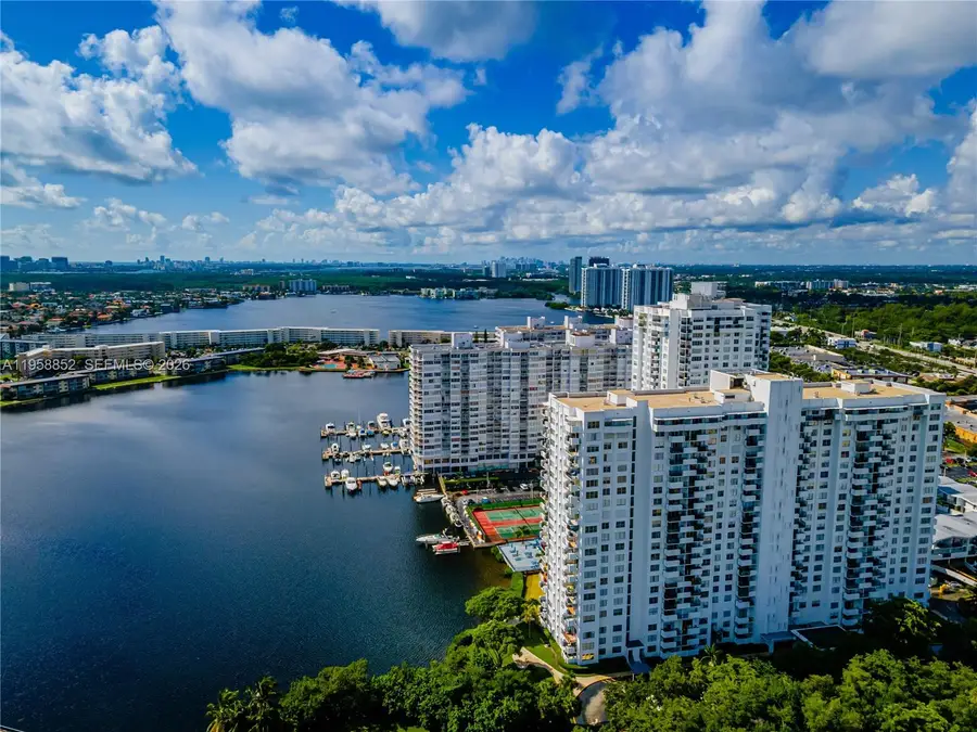 2780 NE 183rd St #1606, Aventura, FL 33160 - Image #2