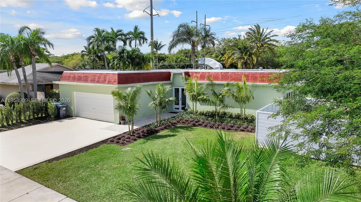 8614 SW 102nd Pl, Miami, FL 33173 - Image #1