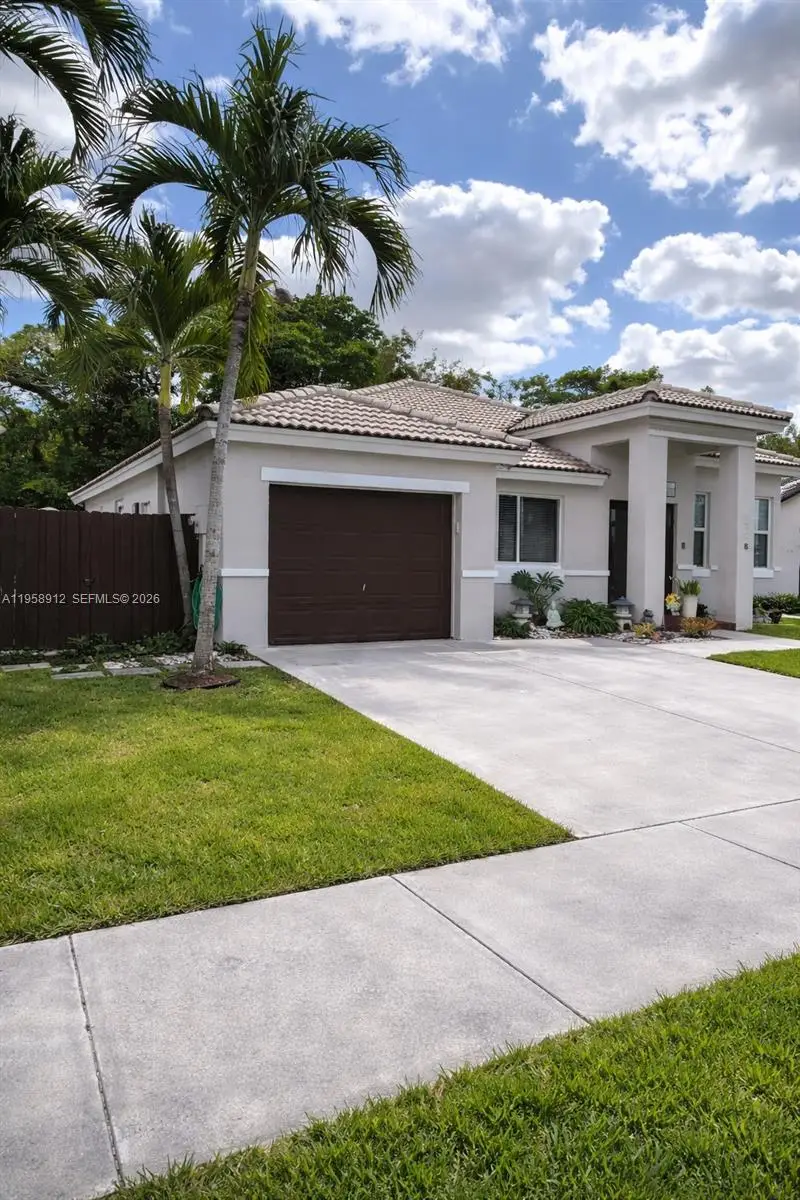 16308 SW 83rd Ln, Miami, FL 33193 - #2