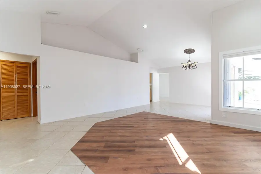 933 NW 133rd Ct, Miami, FL 33182 - Image #2