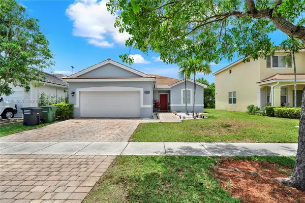 3472 NE 2nd St, Homestead, FL 33033