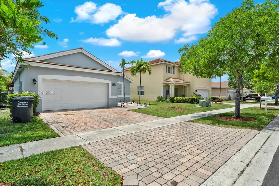 3472 NE 2nd St, Homestead, FL 33033 - #3