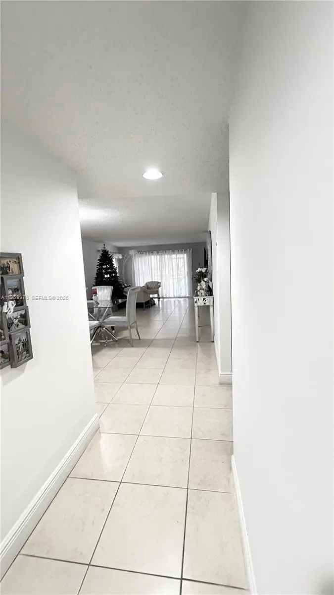 1200 SW 130th Ave #101G, Pembroke Pines, FL 33027 - Image #2