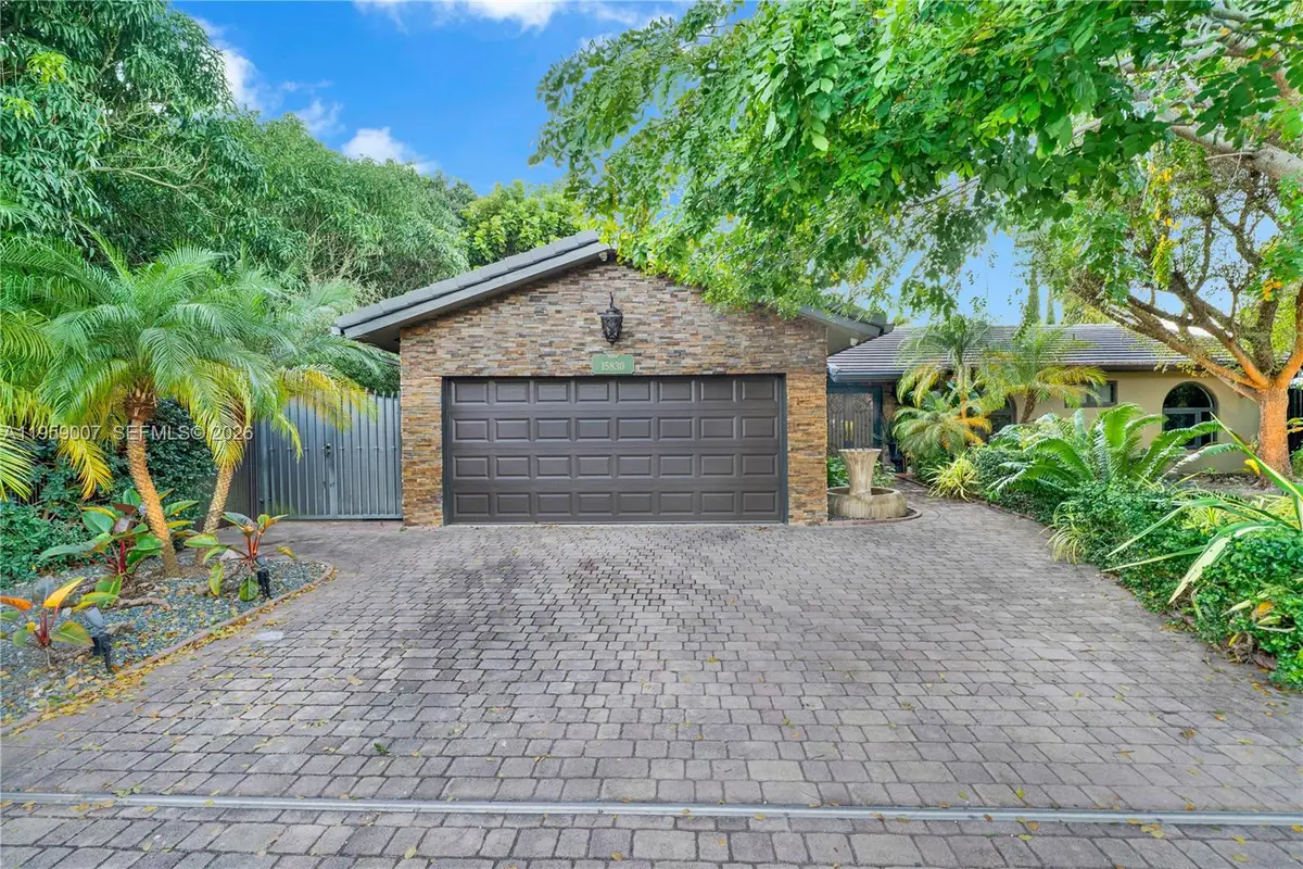 15830 SW 139th Ave, Miami, FL 33177 - #1