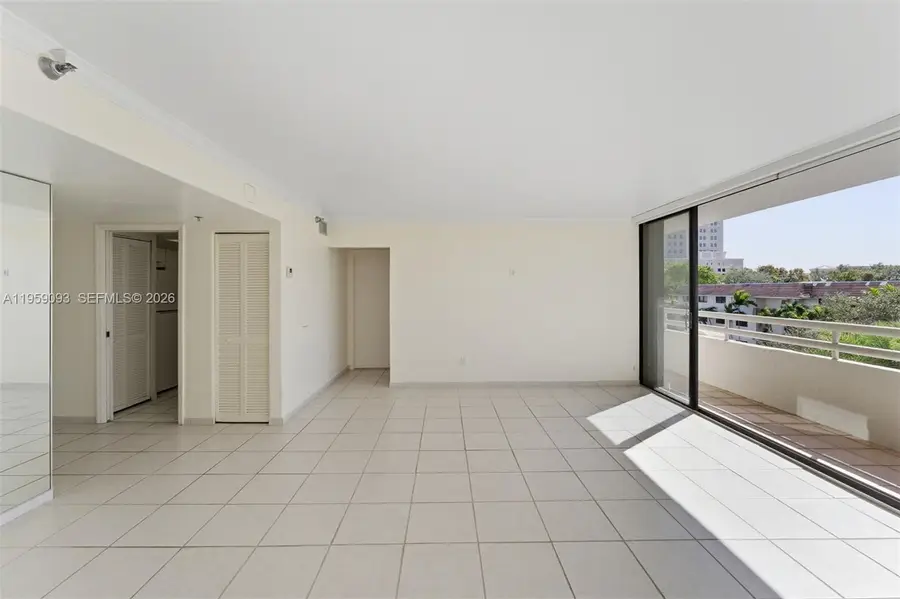 441 Valencia Ave #302, Coral Gables, FL 33134 - Image #2