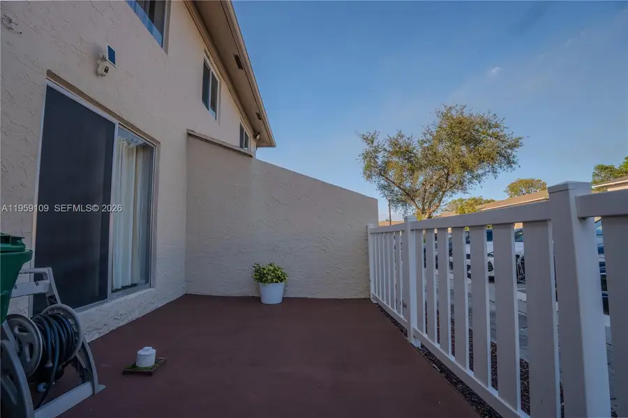 1527 NW 80th Ave #I, Margate, FL 33063 - #3