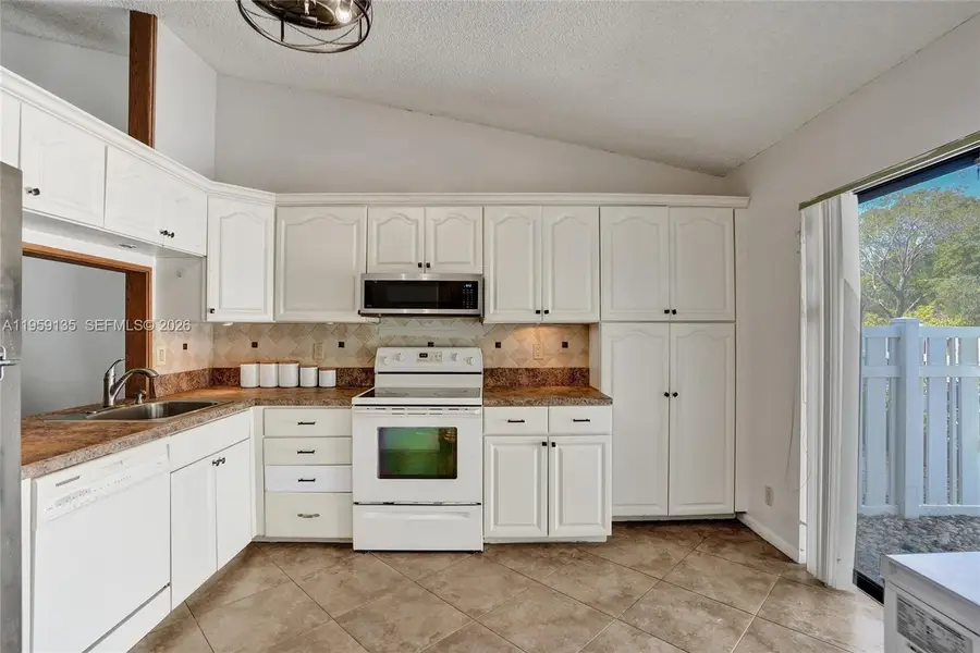 3897 N Carambola Cir N #29127, Coconut Creek, FL 33066 - Image #3