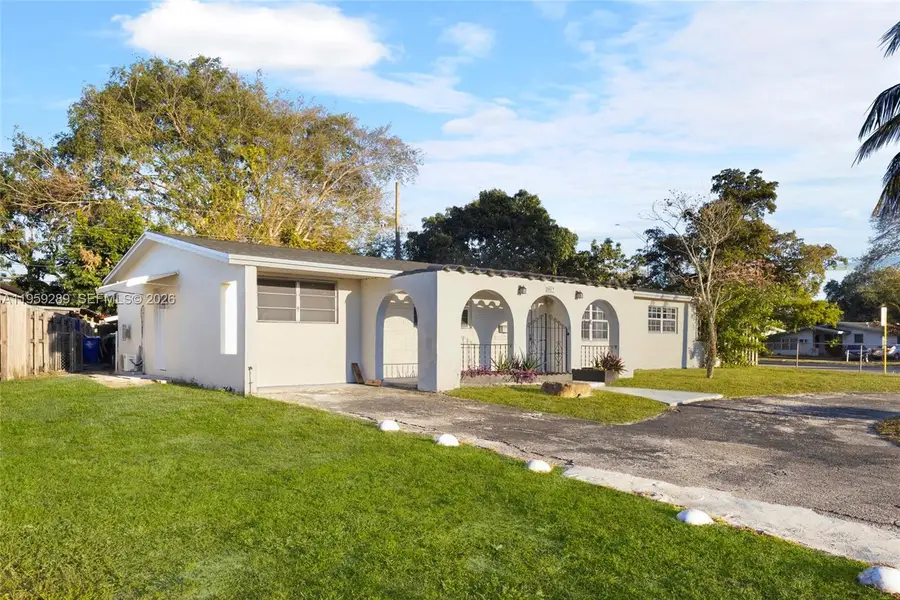 3017 Bahama Dr, Miramar, FL 33023 - Image #3