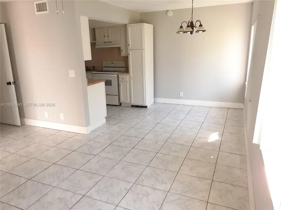 5842 NW 21st St #42-B, Lauderhill, FL 33313 - Image #2