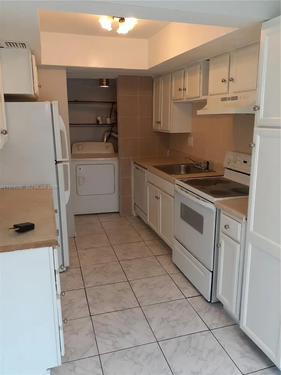 5842 NW 21st St #42-B, Lauderhill, FL 33313 - Image #3