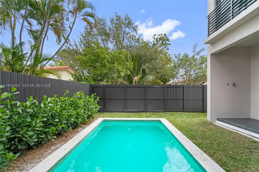 1431 SW 20th St, Miami, FL 33145 - Image #3