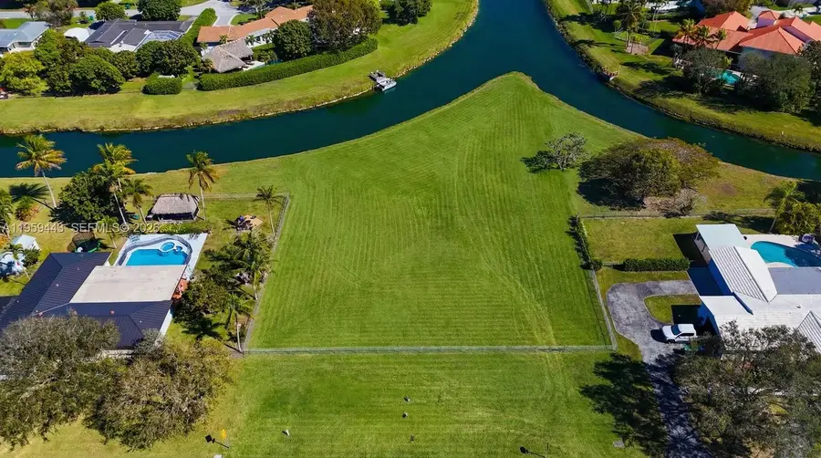0 Sw 84 Ave, Palmetto Bay, FL 33157 - #2