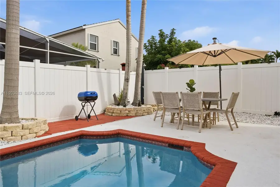 18427 NW 9th Ct, Pembroke Pines, FL 33029 - Image #3