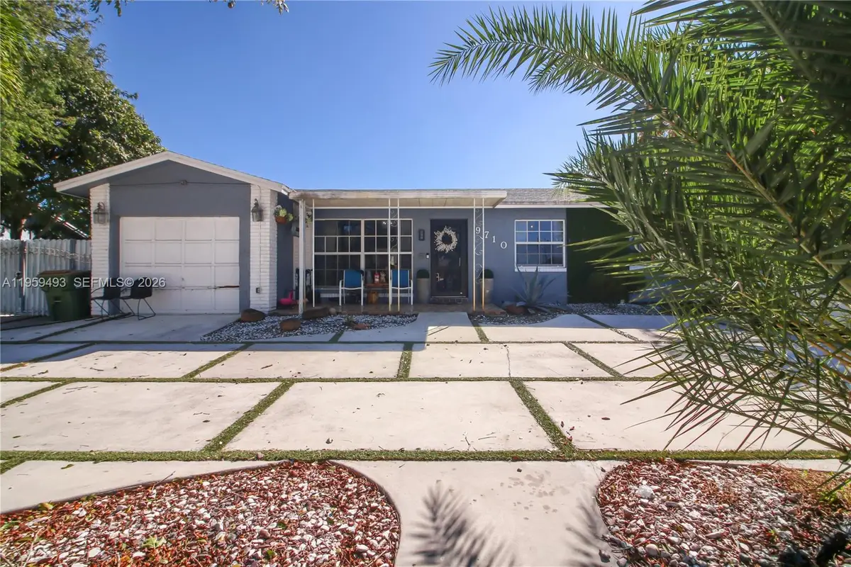 9710 NW 10th St, Pembroke Pines, FL 33024 - Image #1