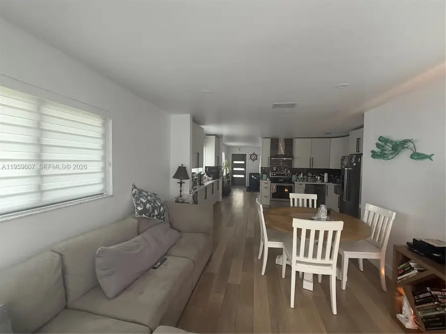 3050 SW 26th St, Miami, FL 33133 - Image #2