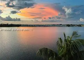 1075 NE Miami Gardens Dr #509, Miami, FL 33179