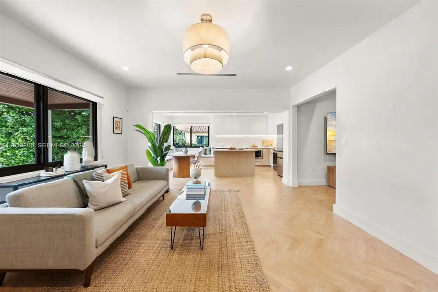 349 NE 117th St, Miami, FL 33161 - Image #2