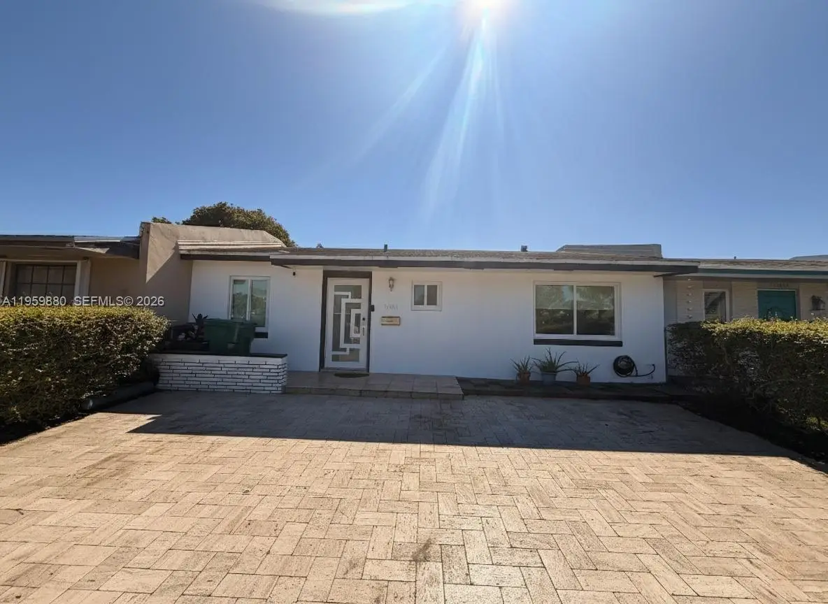 11404 SW 150th Dr, Miami, FL 33176 - Image #1