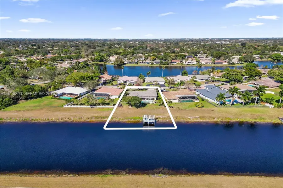 10180 SW 1st Ct, Coral Springs, FL 33071 - Image #2